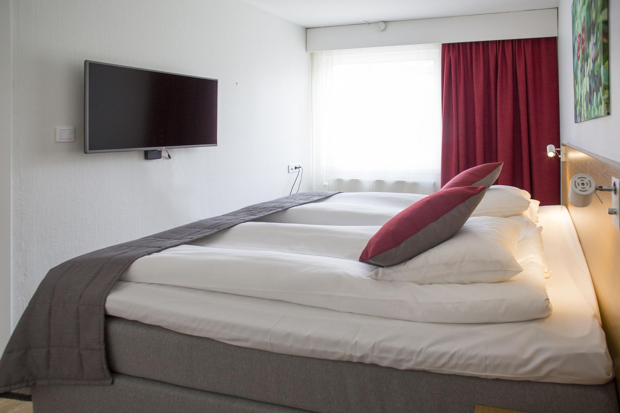 First Hotel Dragonen 우메오 외부 사진
