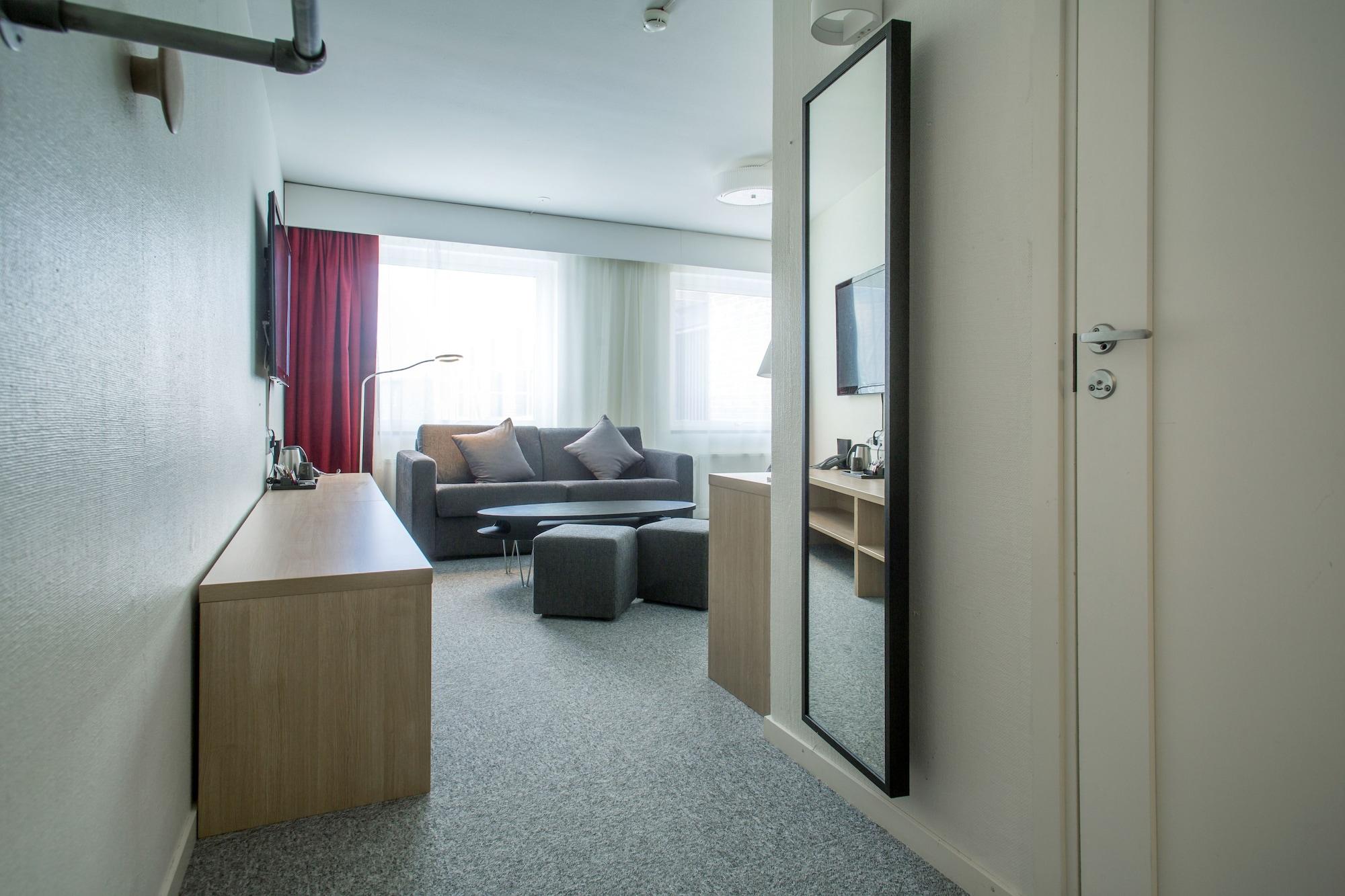 First Hotel Dragonen 우메오 외부 사진