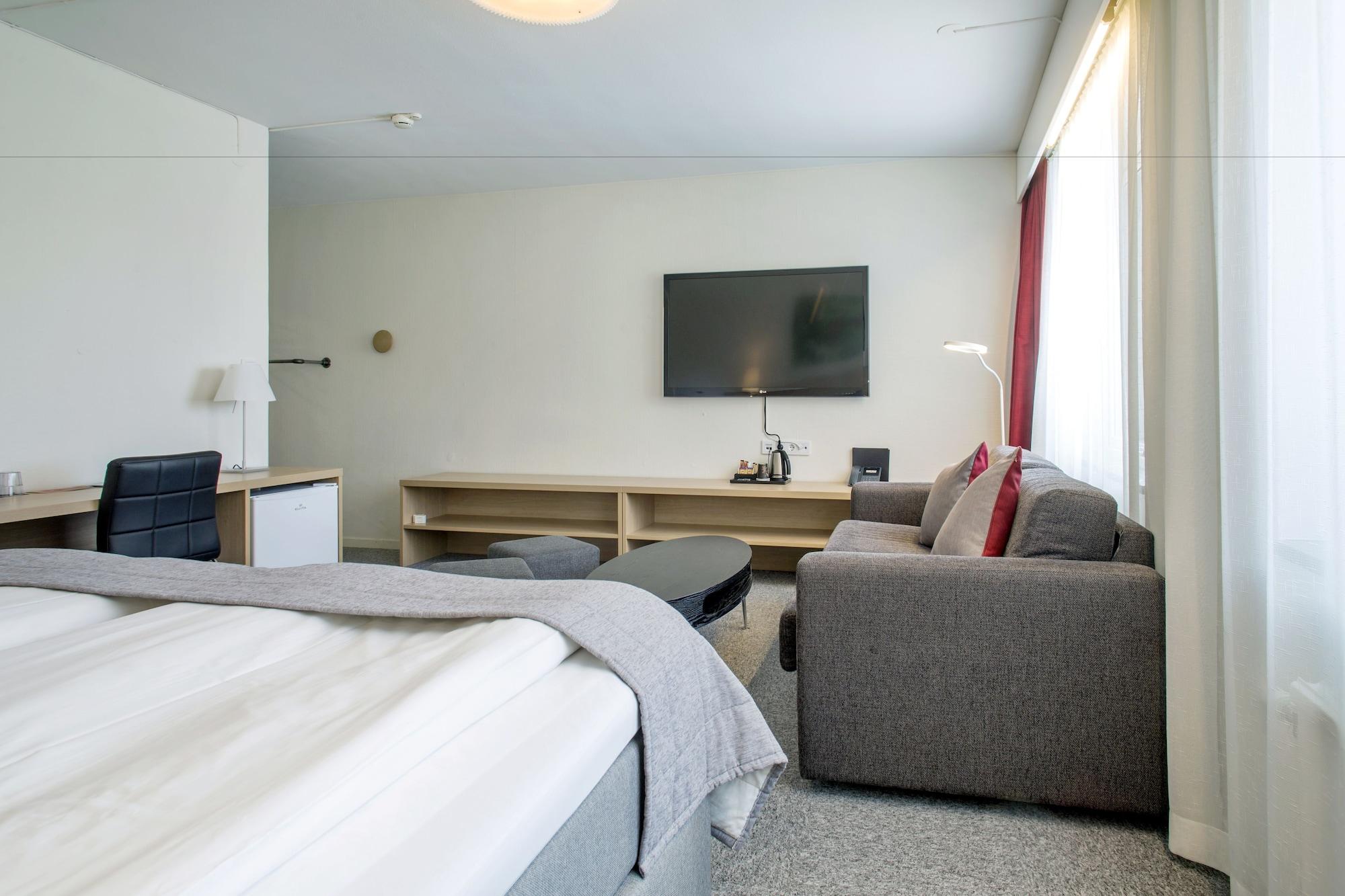 First Hotel Dragonen 우메오 외부 사진