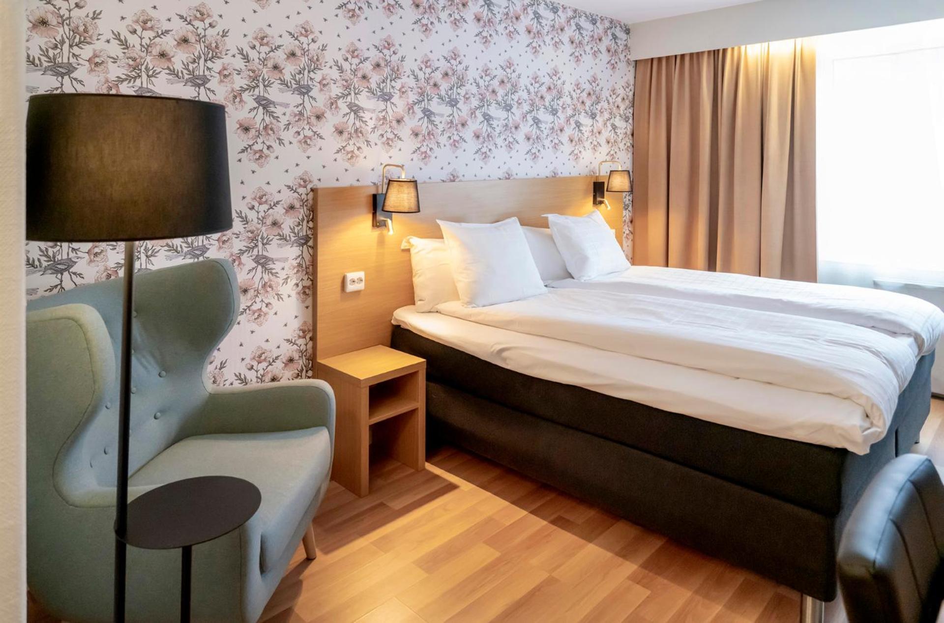 First Hotel Dragonen 우메오 외부 사진