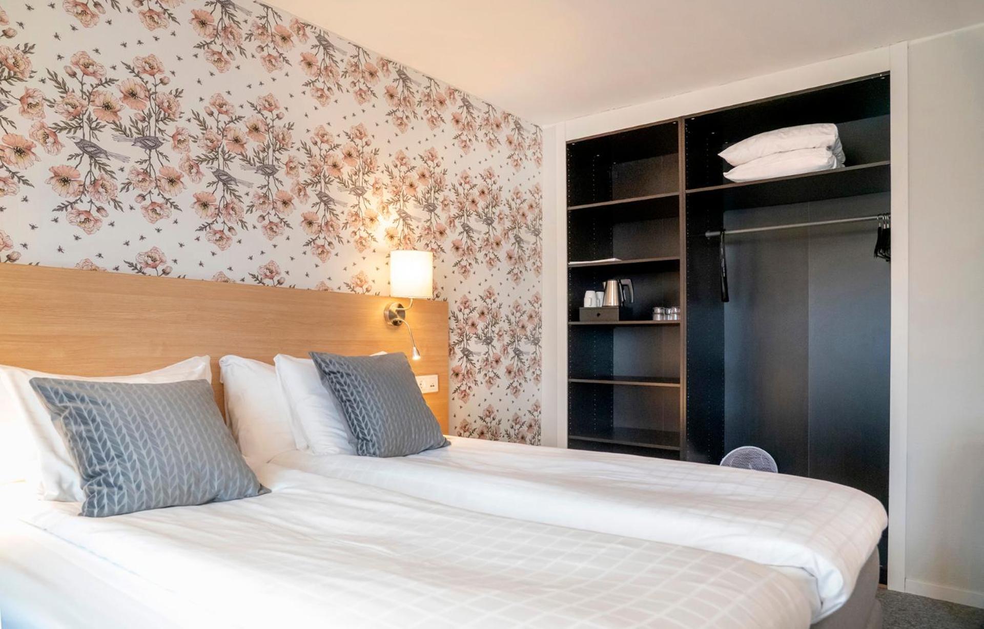 First Hotel Dragonen 우메오 외부 사진