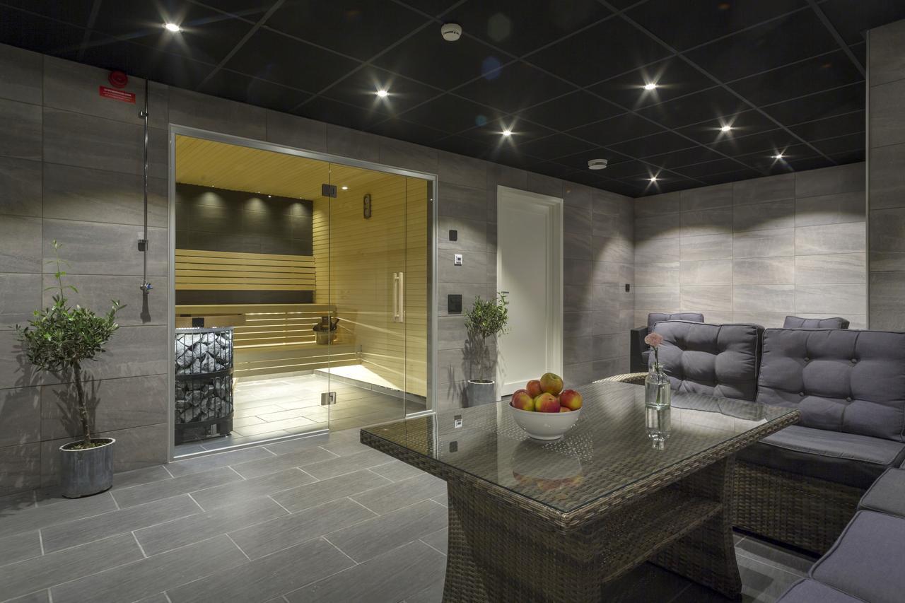 First Hotel Dragonen 우메오 외부 사진